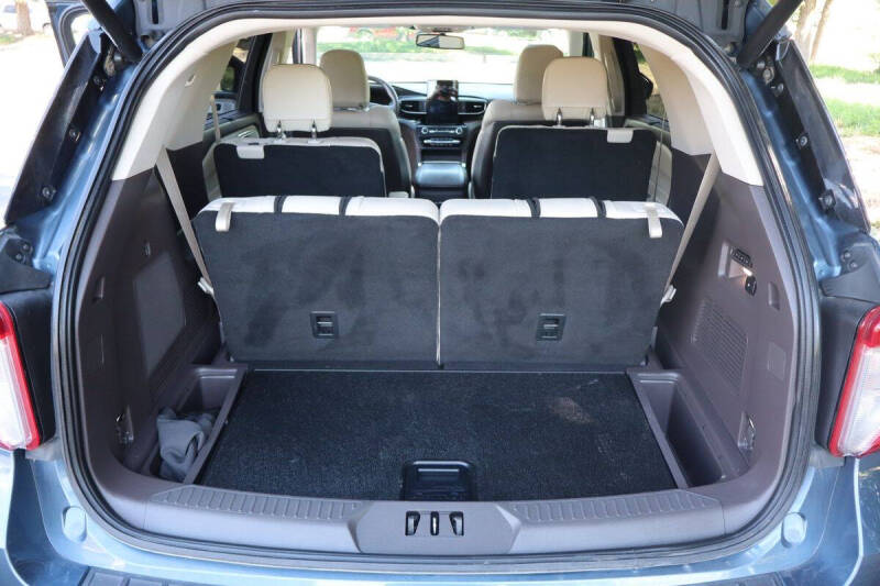 2020 Ford Explorer Platinum