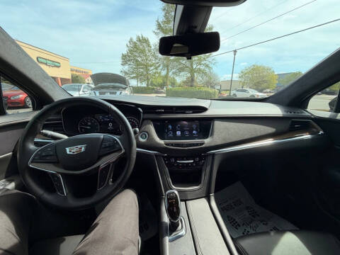 2017 Cadillac XT5 Platinum