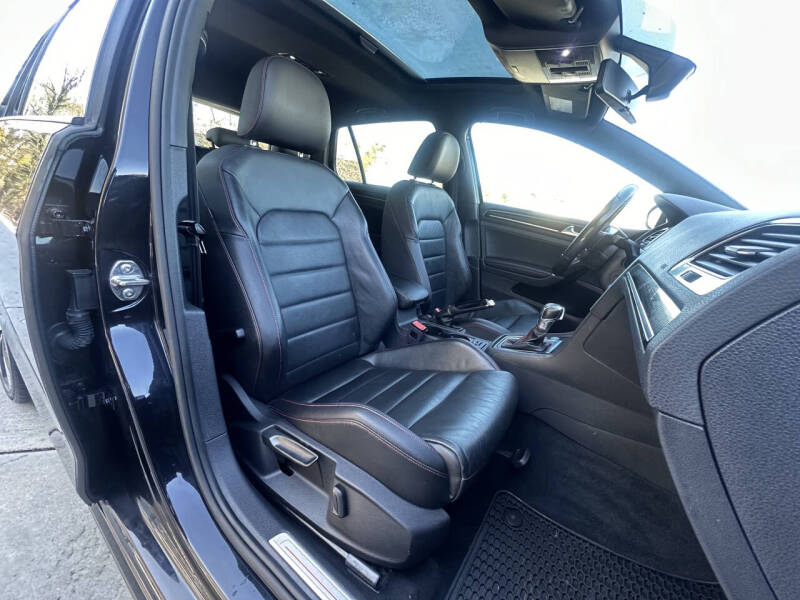 2017 Volkswagen Golf GTI Autobahn