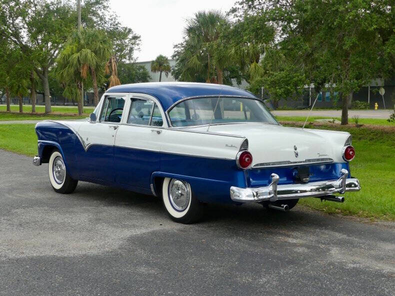 1955 Ford Fairlane