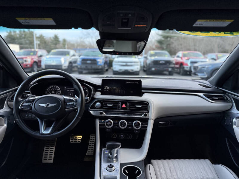 2023 Genesis G70 2.0T