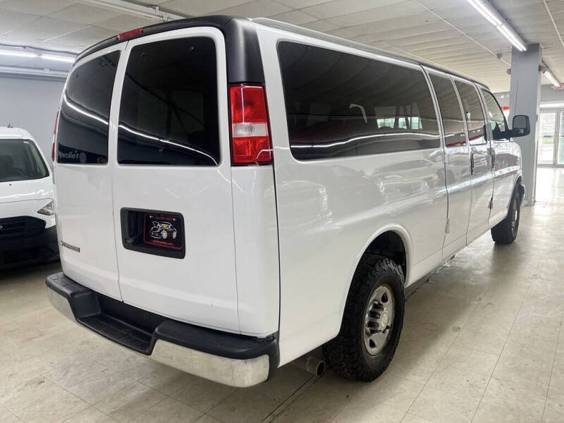 2022 Chevrolet Express LT 3500