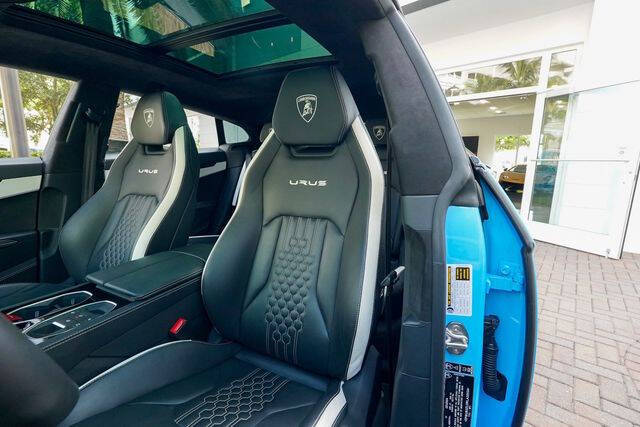 2024 Lamborghini Urus S