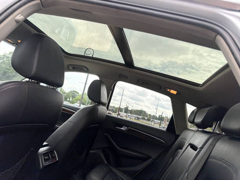 2011 Audi Q5 2.0T quattro Premium Plus