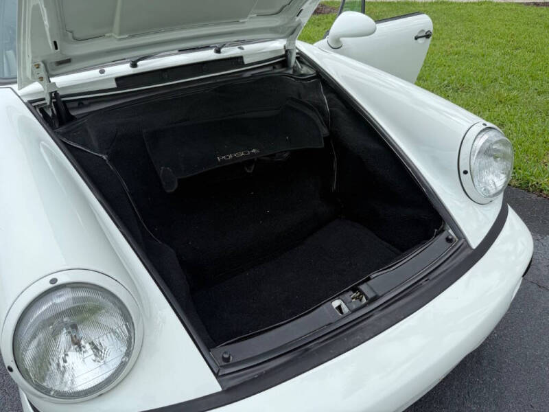 1992 Porsche 911 Carrera 2