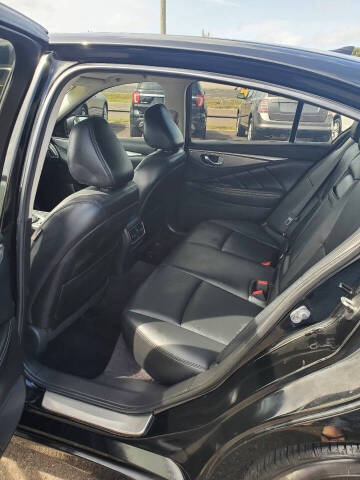 2015 Infiniti Q50