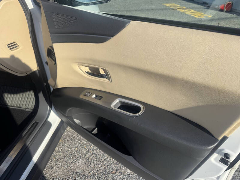 2008 Subaru Tribeca Ltd. 7-Pass.