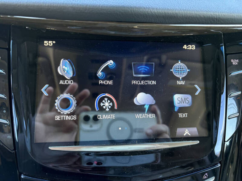 2019 Cadillac Escalade Luxury