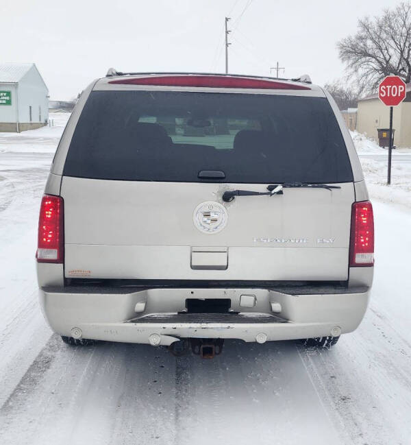 2005 Cadillac Escalade ESV null photo 5