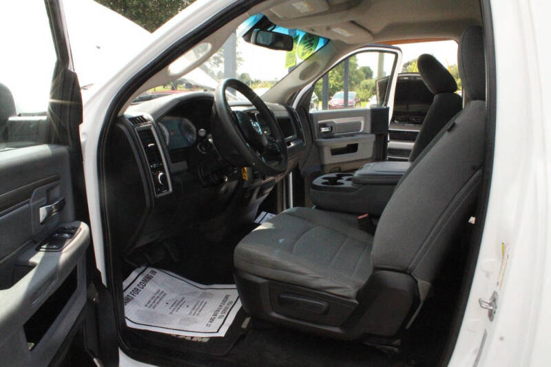2019 RAM 1500 Classic Express