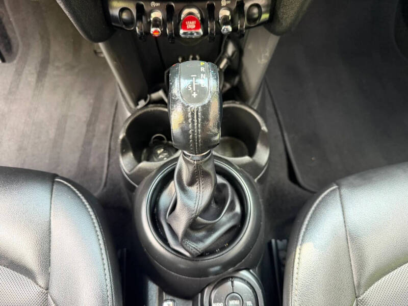 2017 MINI Hardtop 2 Door Cooper