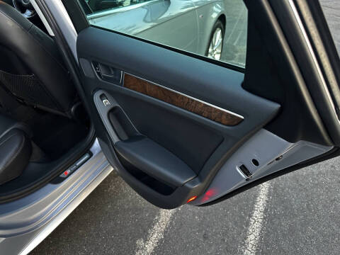 2015 Audi A4 2.0T quattro Premium Plus