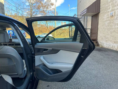 2017 Audi A4 2.0T quattro Premium Plus