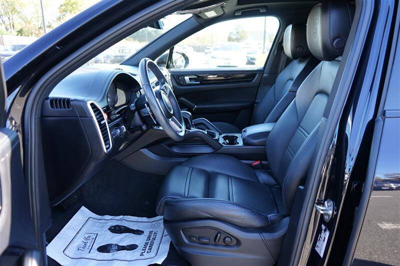 2022 Porsche Cayenne