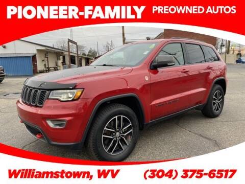 2017 Jeep Grand Cherokee for sale at Pioneer Family Preowned Autos of WILLIAMSTOWN in Williamstown WV