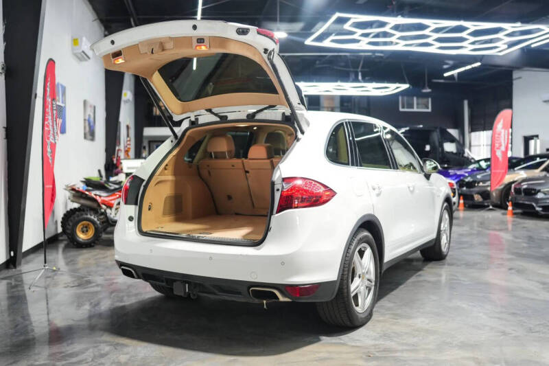 2014 Porsche Cayenne S Hybrid