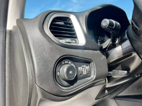 2019 Jeep Renegade Altitude