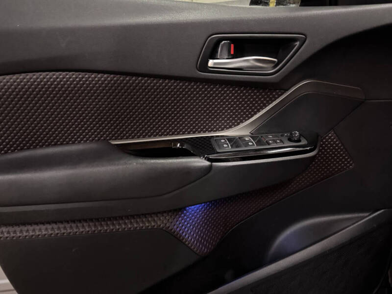 2019 Toyota C-HR Limited