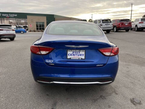 2015 Chrysler 200 Limited