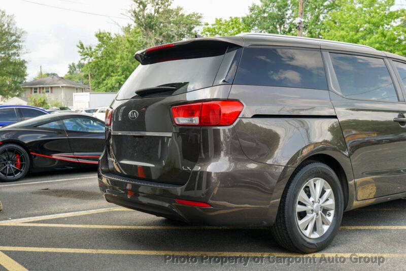 2017 Kia Sedona LX