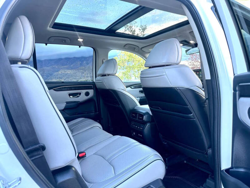 2023 Honda Pilot Elite