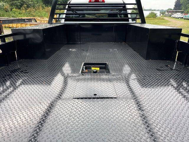 2025 GMC Sierra 3500HD CC