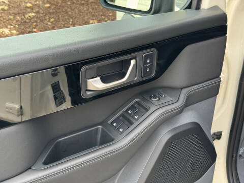 2024 Ineos Grenadier Fieldmaster