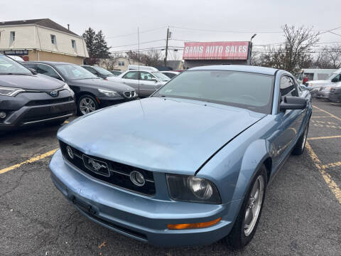 2006 Ford Mustang V6 Deluxe