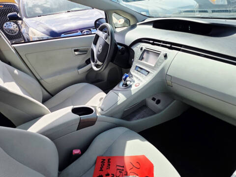 2013 Toyota Prius Two