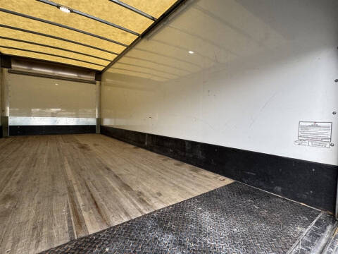 2019 Freightliner M2 106