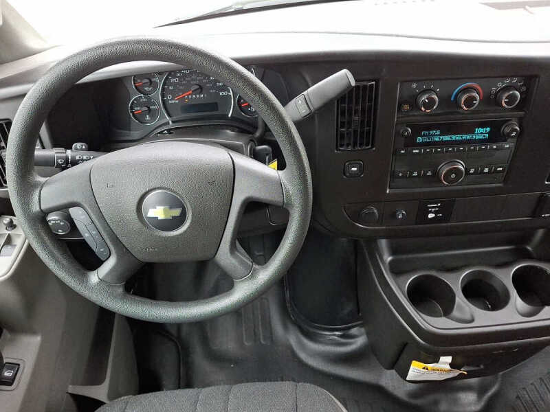 2024 Chevrolet Express 2500
