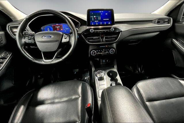 2021 Ford Escape Titanium