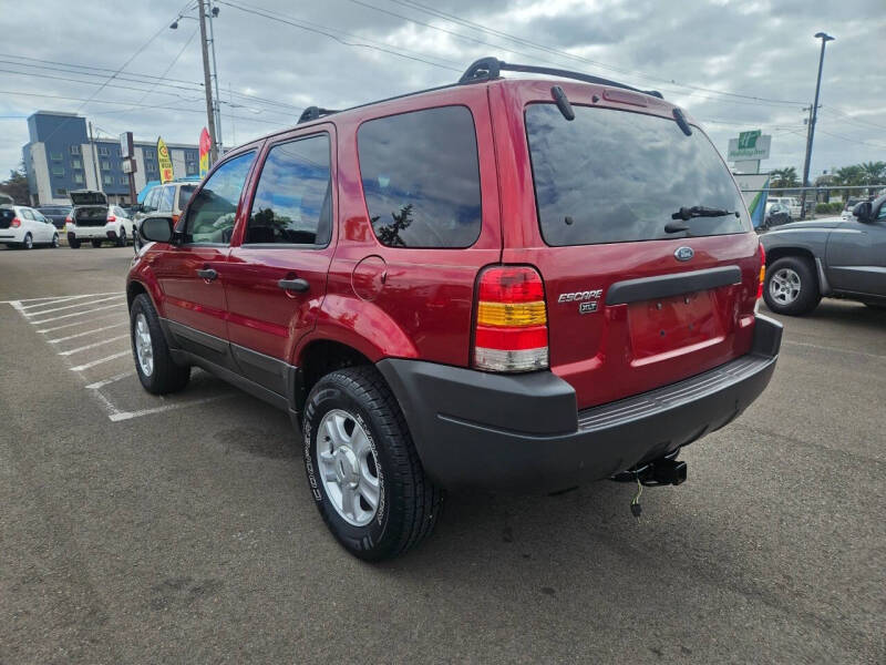 2004 Ford Escape XLT