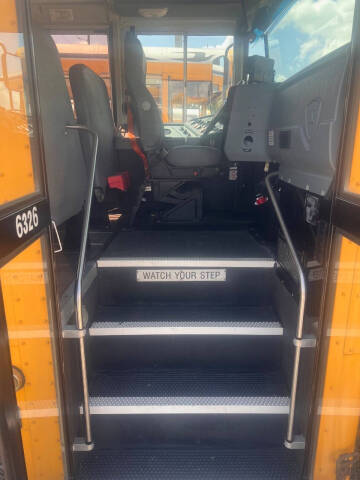 2015 International AmTran