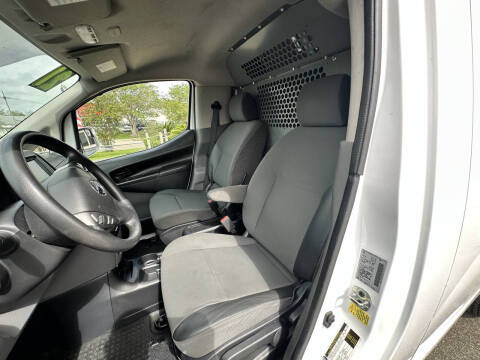 2021 Nissan NV200 SV
