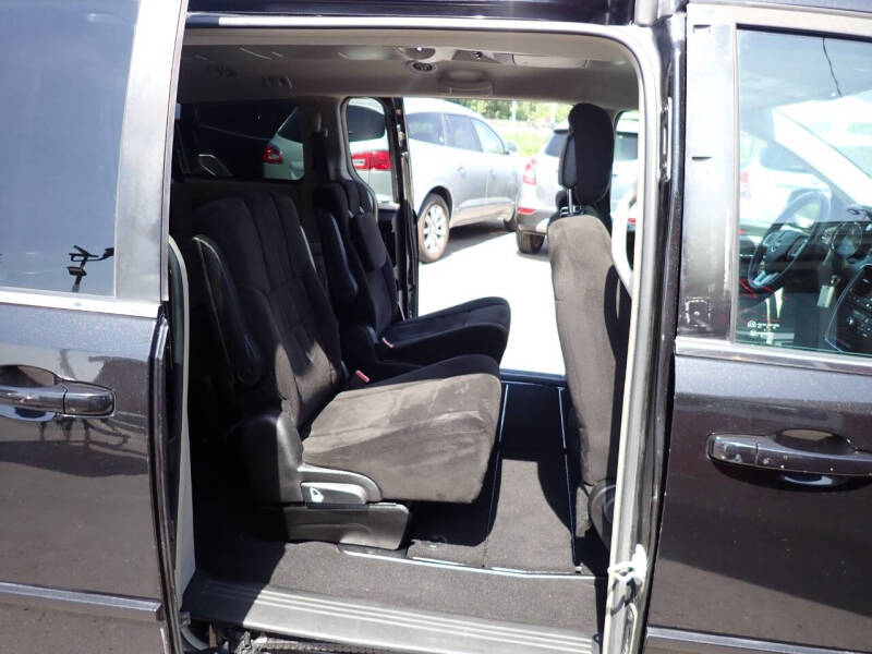2012 Dodge Grand Caravan Crew
