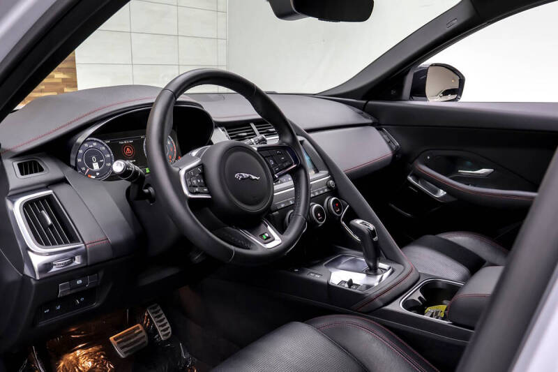 2020 Jaguar E-PACE P250 Checkered Flag Edition