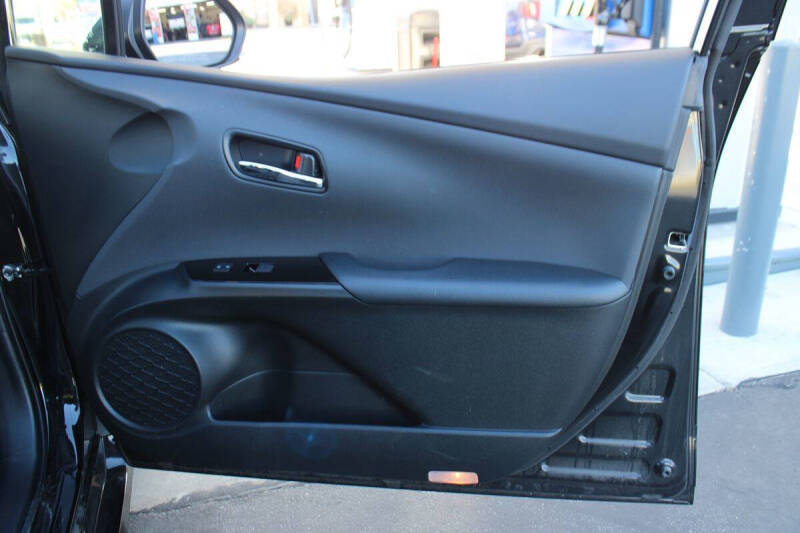 2022 Toyota Prius XLE