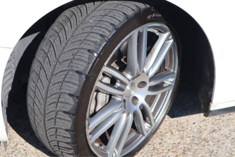 2019 Maserati Ghibli