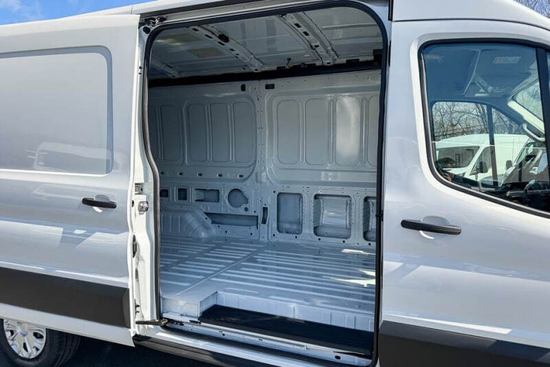2026 Ford Transit 250