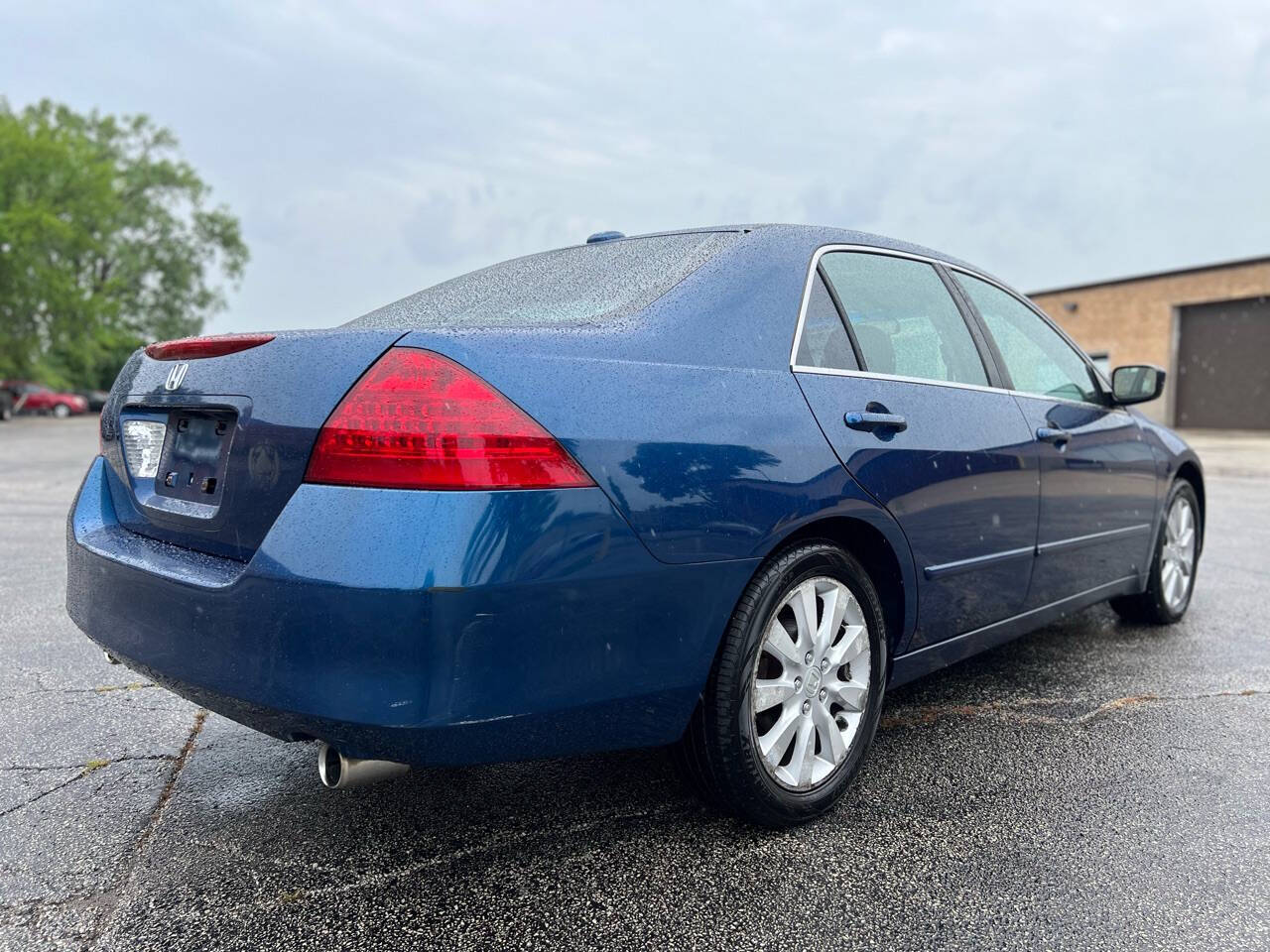 2006 Honda Accord for sale at Ideal Cars LLC in Skokie, IL