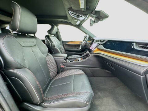 2022 Jeep Grand Cherokee Summit