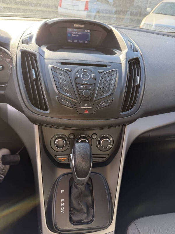 2016 Ford Escape SE