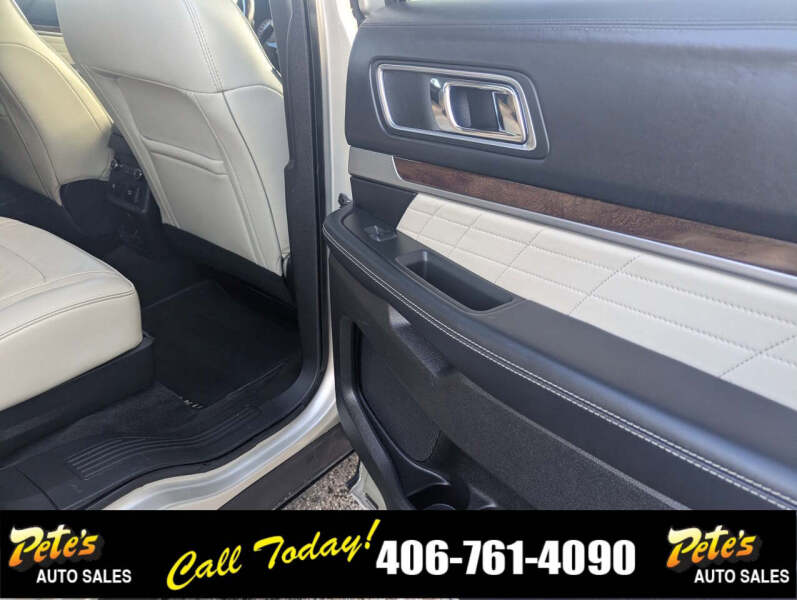 2017 Ford Explorer Platinum