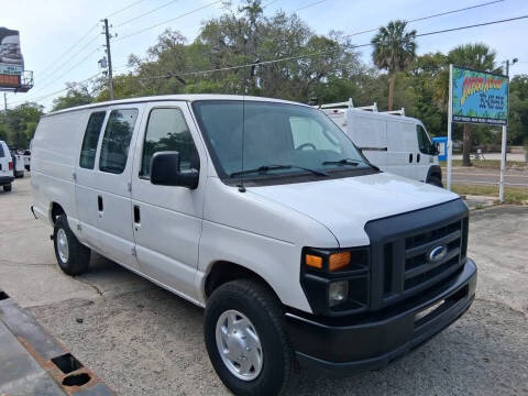 2013 Ford E-Series E-350 SD