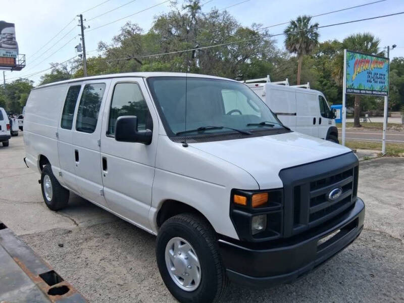 2013 Ford E-Series E-350 SD