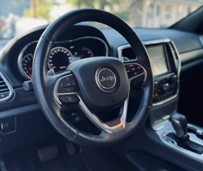 2017 Jeep Grand Cherokee Laredo E