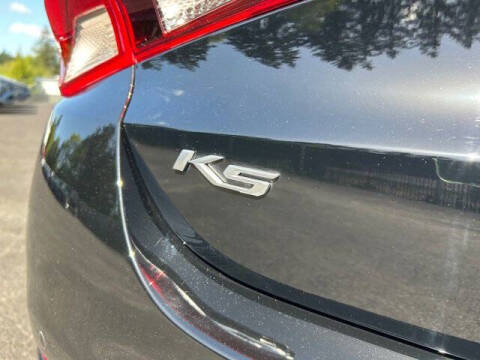 2022 Kia K5 EX