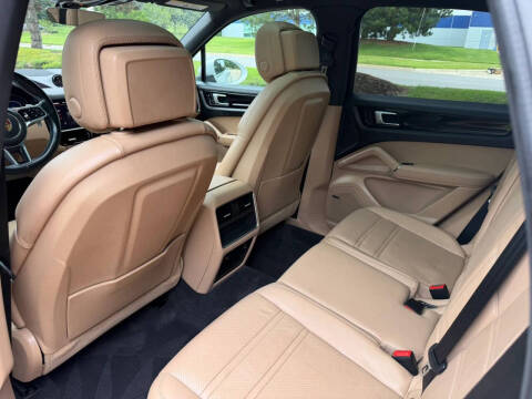 2022 Porsche Cayenne