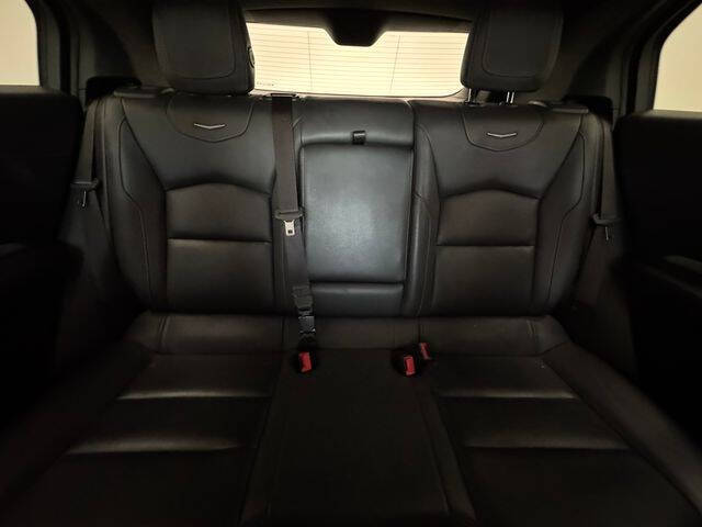 2022 Cadillac XT4 Premium Luxury